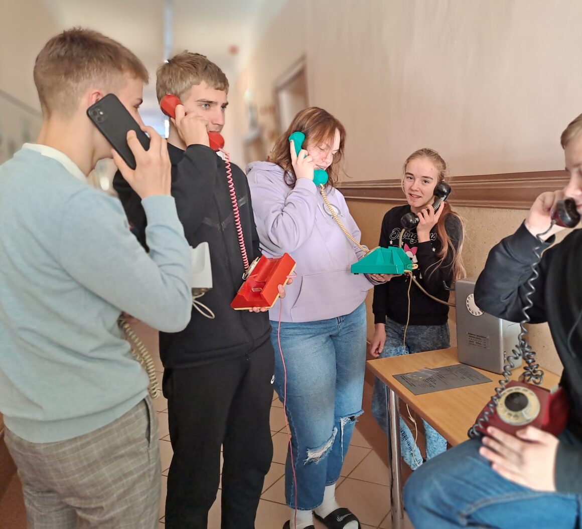 Nutivaba päev telefoni auks